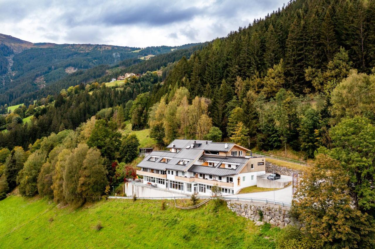 Der Sonnberg Alpinlodges - Apartments Mit Seeblick, Privater Sauna Und Self Check-In Целль-ам-Зеє Екстер'єр фото