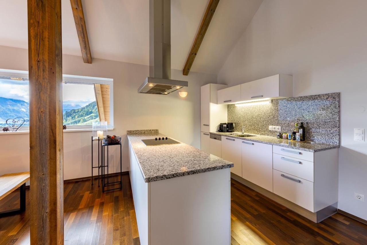 Der Sonnberg Alpinlodges - Apartments Mit Seeblick, Privater Sauna Und Self Check-In Целль-ам-Зеє Екстер'єр фото