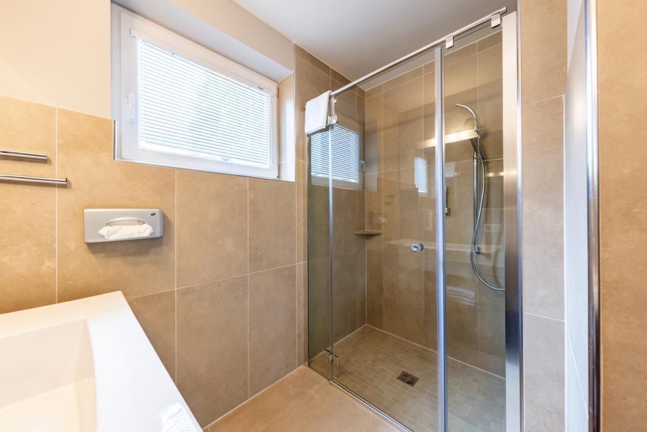 Der Sonnberg Alpinlodges - Apartments Mit Seeblick, Privater Sauna Und Self Check-In Целль-ам-Зеє Екстер'єр фото