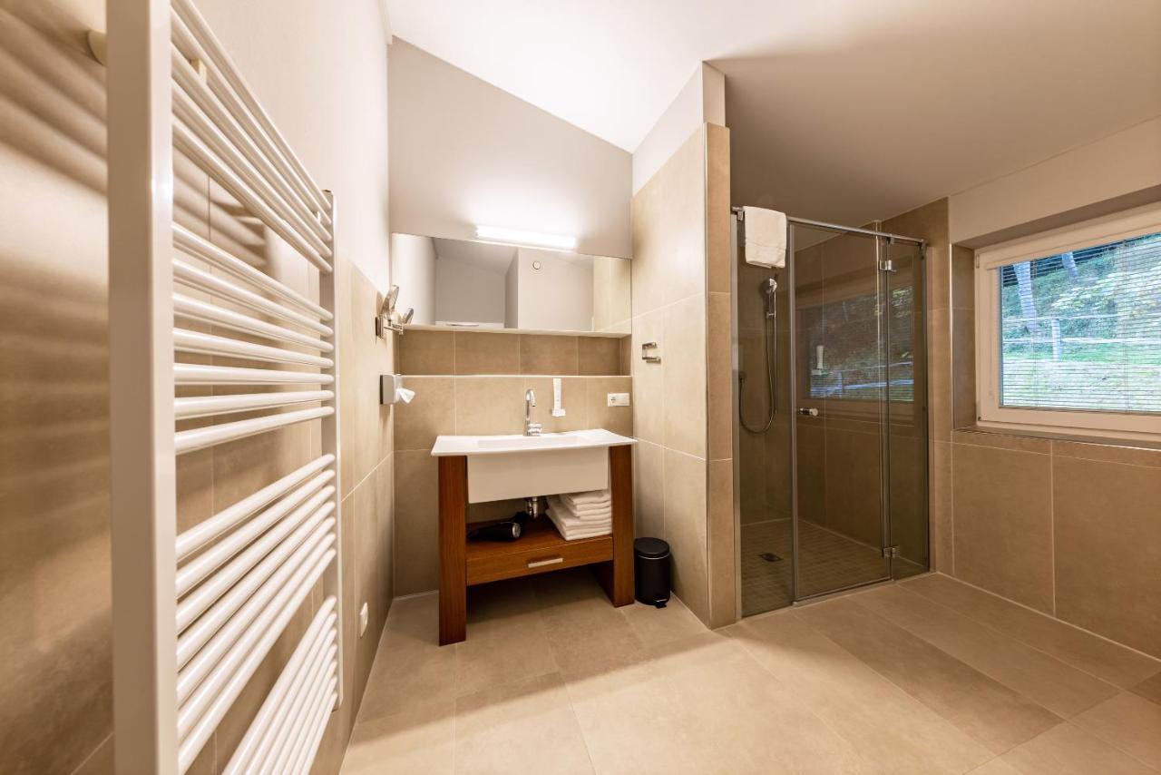 Der Sonnberg Alpinlodges - Apartments Mit Seeblick, Privater Sauna Und Self Check-In Целль-ам-Зеє Екстер'єр фото